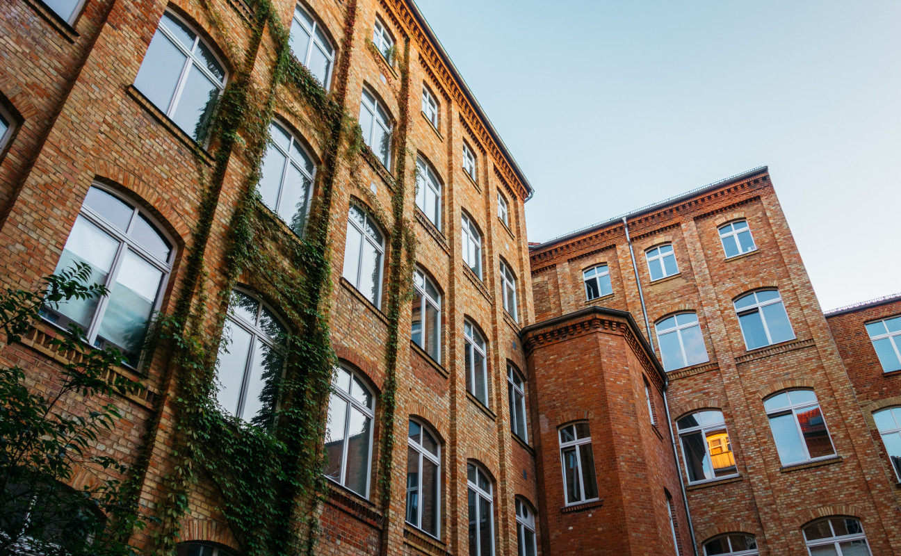 VKL Arquitectura Legal · Expertos Servicios Técnico - Legales en Arquitectura en Huesca